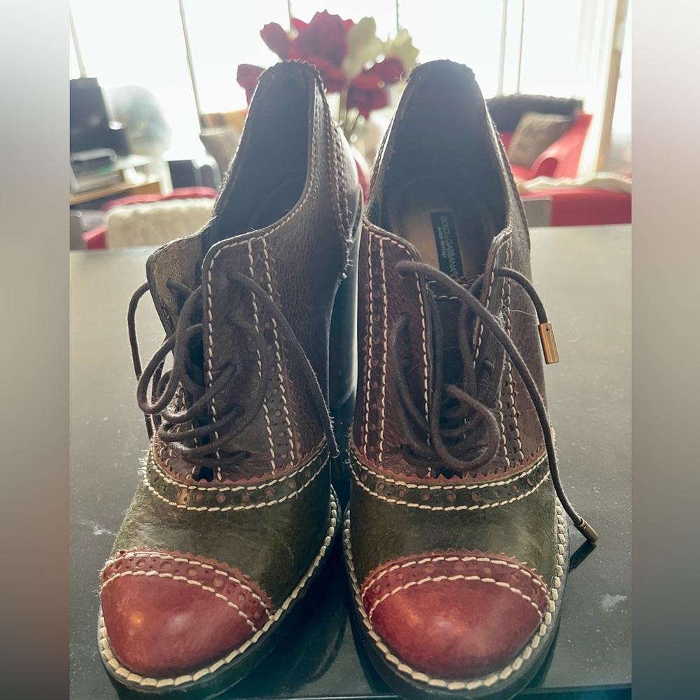 Dolce and Gabanna High Heeled Tie-Up shoes
